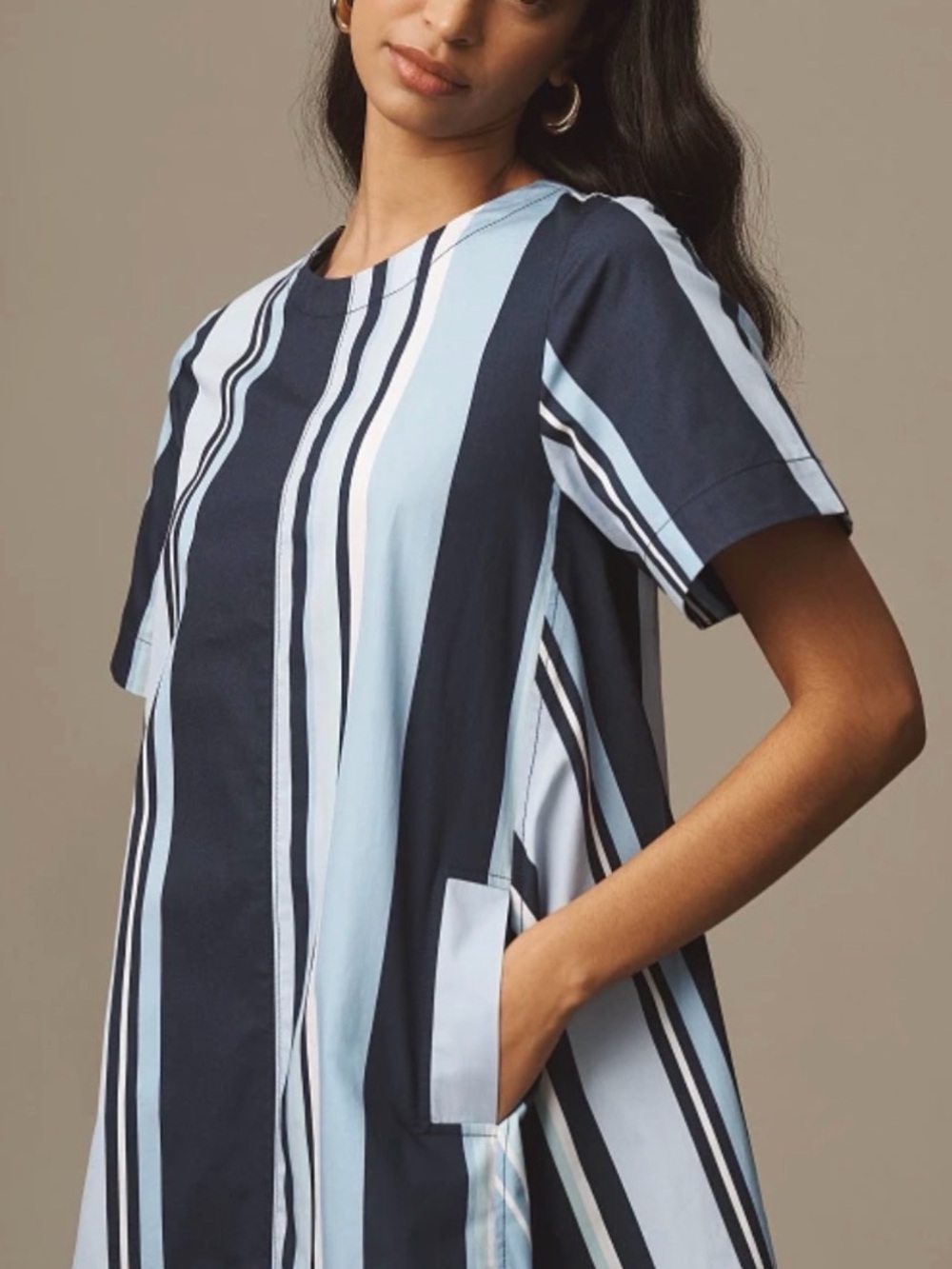 Maeve Short-Sleeve Striped Tunic in Navy & Light Blue - Picture 4 of 5